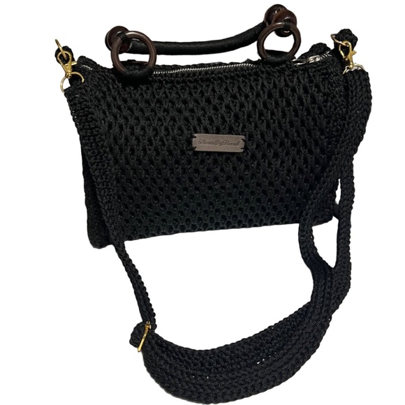 African Handmade Crochet Sling Shoulder Handbag - Picture 1 of 6